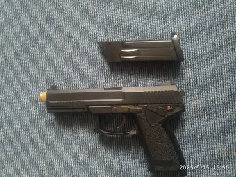 Airsoft zbraň USPS - 3