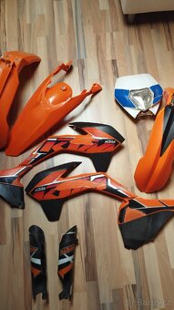 KTM exc plasty - 3