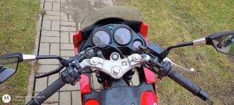 Prodám motorku Honda cbr 125 r /2004/11kw - 3
