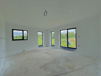 Prodej nízkoenergetického zděného rodinného domu 4+kk - 91m² - 3