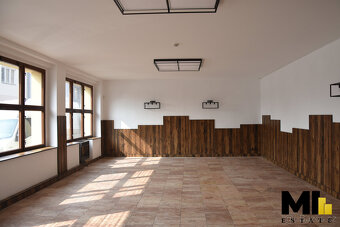 Prodej obchodního prostoru o velikosti 199,58 m2, Pardubice - 3