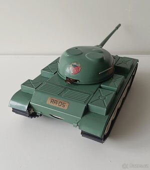 Plechový Tank na baterii, ites, stará hračka - 3
