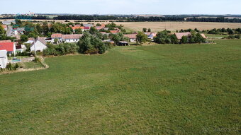 Stavební pozemek se stodolou v obci Stupěšice, 4412m2 - 3