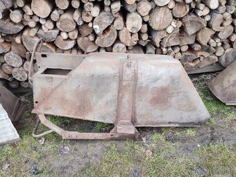 Blatníky Zetor 25 - 3