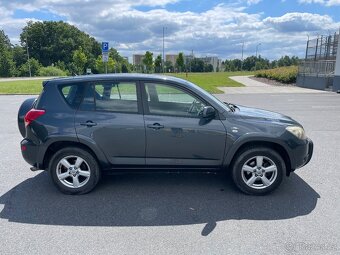 Toyota rav4 130 kw - 3
