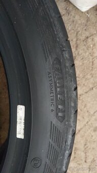 Goodyear Eagle F1 - 3