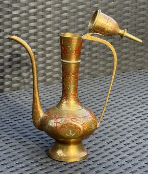 Orientální mosazná konvice, ručně rytá, "Indida 1853" - 3