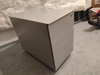 pojízdný trezor - 3