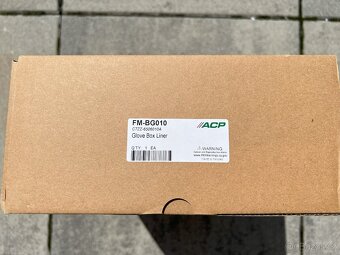 Palubní přihrádka (Glove Box) Ford Mustang 1967 a 1968 - 3