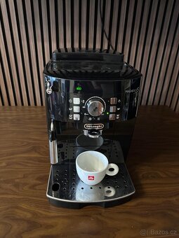 DeLonghi Magnifica S - 3