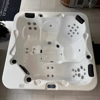 Vířivka Rhodos - 3