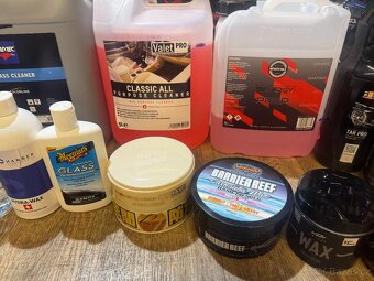Velké množství detailingové chemie na mytí aut - 3