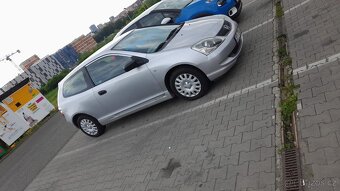 Honda civic 2004 - 3