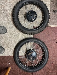 Kola jawa pionýr - 3