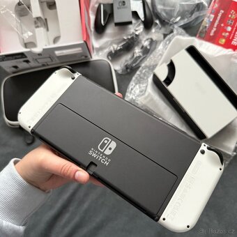 Nintendo Switch OLED White – V ZÁRUCE (Smarty) + pouzdro - 3