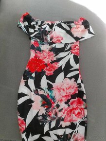 Šaty s květy - 3