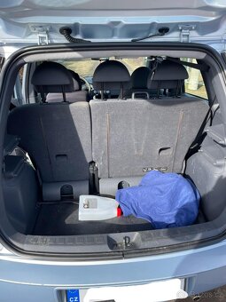 Nabízím na prodej Mitsubishi Colt 2004 - 3