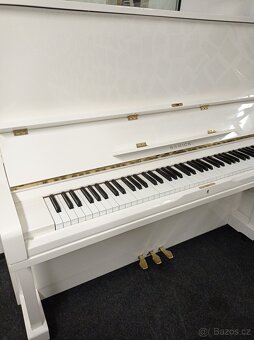 Pianino vyšší třídy model 131 - 3