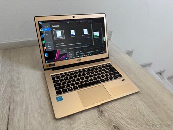 Acer Swift 1 - Pentium | 4GB RAM | 256GB SSD | příslušenství - 3