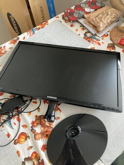 LED monitor Samsung 24’’ - 3