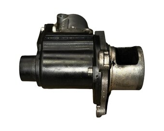 EGR ventil 03G131501N BMP VW Passat B6 r.v. 2008 - 3
