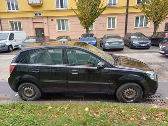Prodám Kia Rio - 1.4 - 71,3kW - 2010 - 3