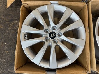 ORIGINÁLNÍ ALU KOLA HYUNDAI I40 8Jx18 ET46 5X114,3 - 3