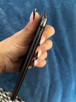 iPhone 8 Black 64GB - 3