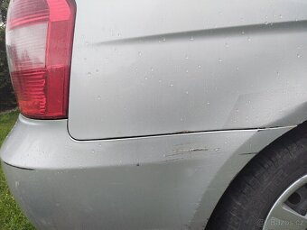 Hyundai Accent - 3