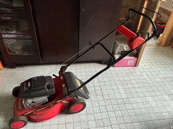 Mountfield benzínová sekačka - motor Briggs & Stratton - 3