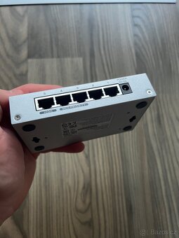 Zyxel GS-105B - 3