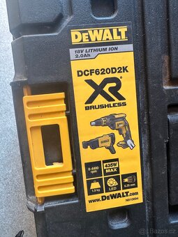 šroubovák na sádrokarton 30Nm XR (2x2,0Ah/18V) kufr - 3