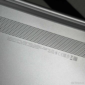 HP Notebook - 14-dk0003nc (AMD Ryzen 5 3500U s int. graf.) - 3