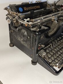Starožitný psací stroj Remington - 3