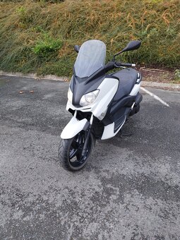 Yamaha xmax 250 - 3