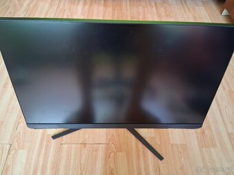 24" Samsung Odyssey G32A - 3