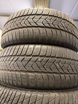 prodám zimní 225/45/18 Michelin a Pirelli - 3