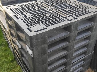 Plastové palety - 3