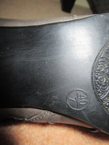 Šedé kožené kozačky - 3