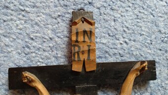 Kříž na zeď s Ježíšem - 3