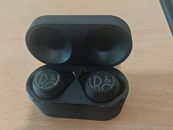 B&O Beoplay E8 sport - 3
