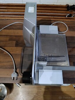 Elektrický kráječ Graef EH 158L - 3