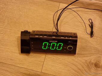 radiobudík s projekcí Sencor - 3