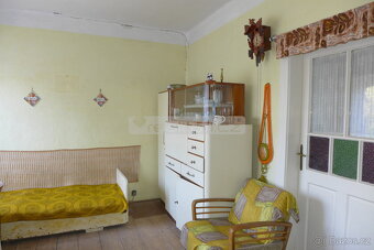 Prodej útulného rodinného domku se zahradou ve Staňkově - 3