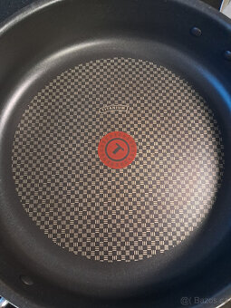 Hluboká Tefal TITANIUM pánev se skleněnou poklicí, 32 cm - 3