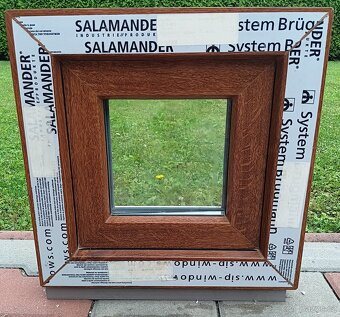 Plastové okno 40x40 Zlatý dub/Bílá, Sklopné - 3