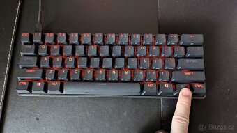 SteelSeries Apex Pro Mini - US - 3