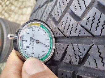 235/65/17 zimni pneu CONTINENTAL 235/65 R17 - 3