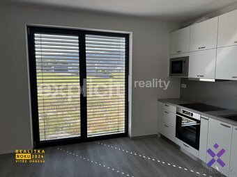 Pronájem bytu 1+kk 30 m2, Zlín - Prštné, ev.č. 02347 - 3