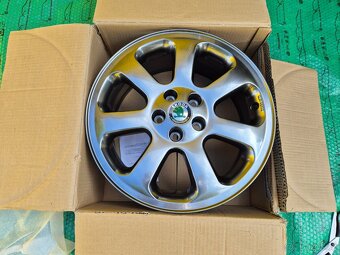 16" alu disk Škoda Octavia I (1U) LaK tmavý chrom CCA300002 - 3